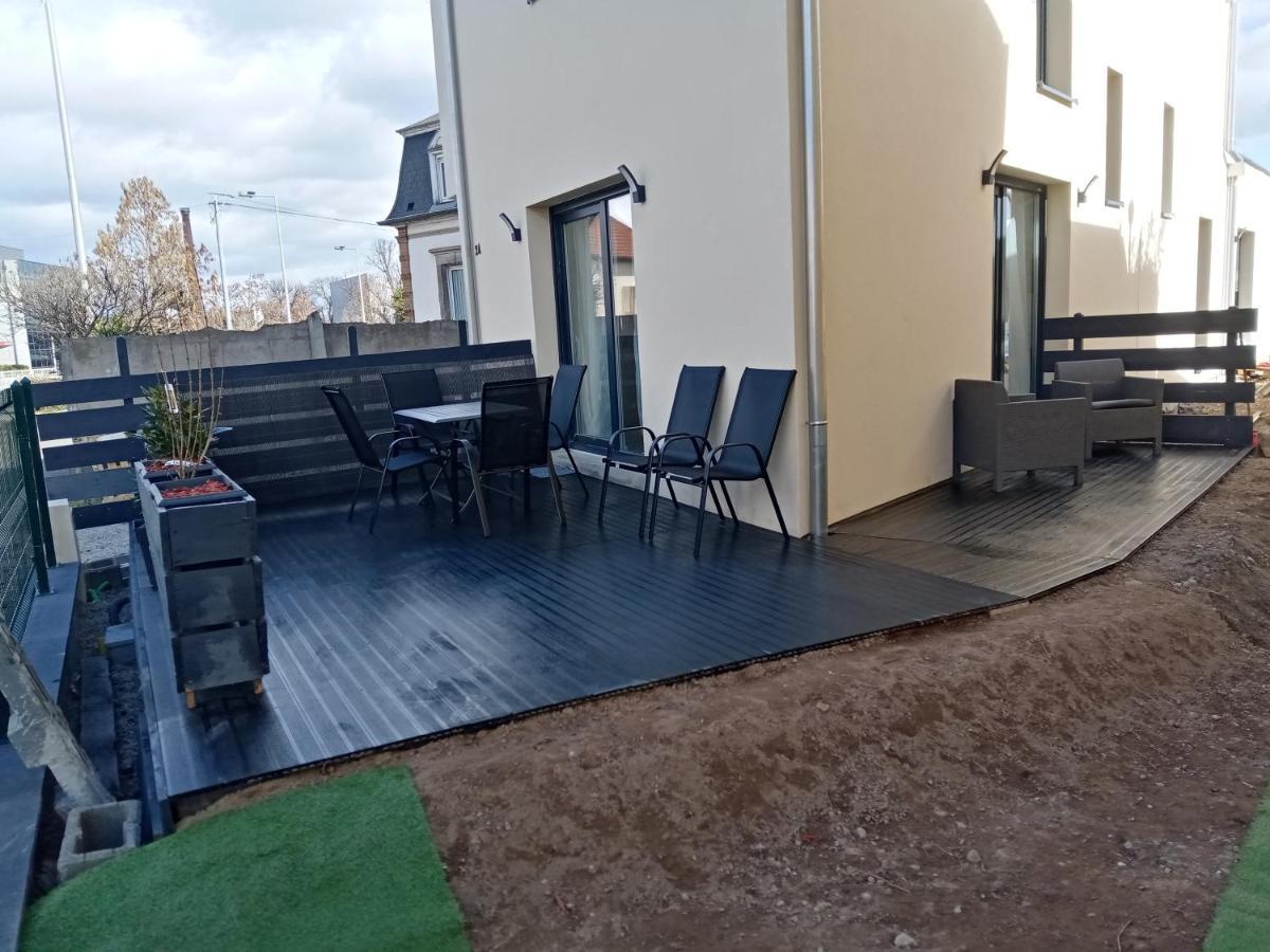 Jolie maison Sauna, Balneo lumino thérapie et Terrasse Colmar Exterior foto